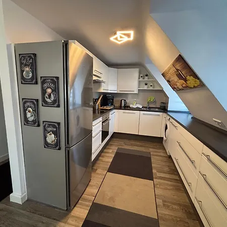 Moderne Deluxe 3-Zi Eigentums- Maisonette-Wohnung Ibm Bertrandt Mercedes Ehningen Exterior photo