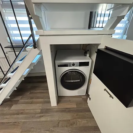 Moderne Deluxe 3-Zi Eigentums- Maisonette-Wohnung Ibm Bertrandt Mercedes Ehningen Exterior photo