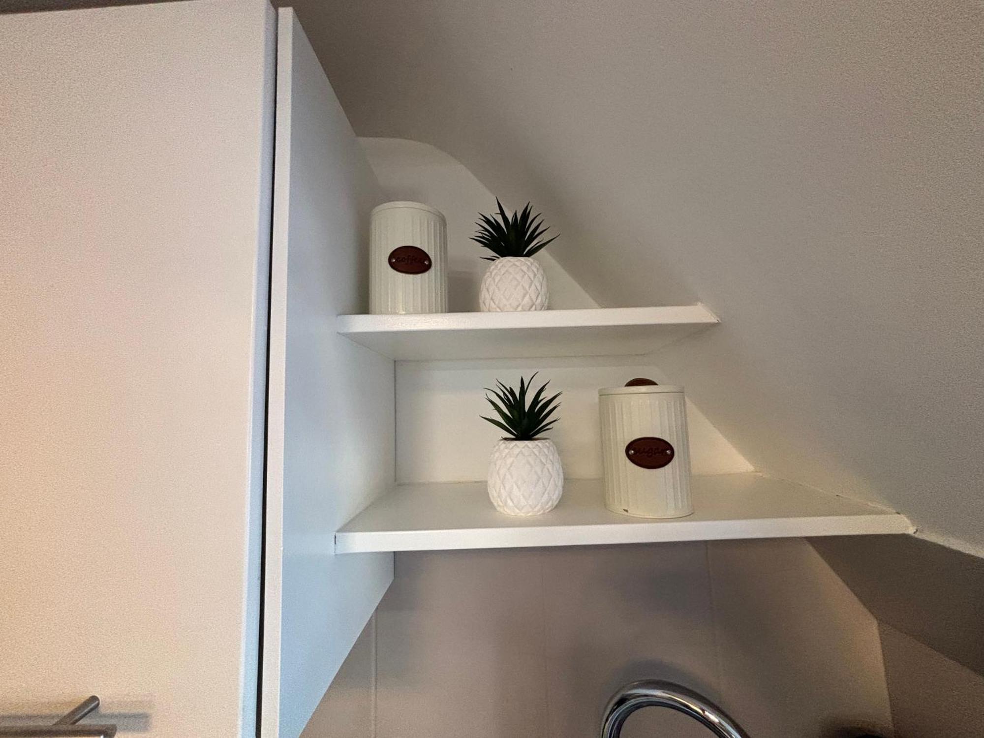 Апартаменты Moderne Deluxe 3-zi Eigentums- Maisonette-wohnung Ibm Bertrandt Mercedes Ehningen